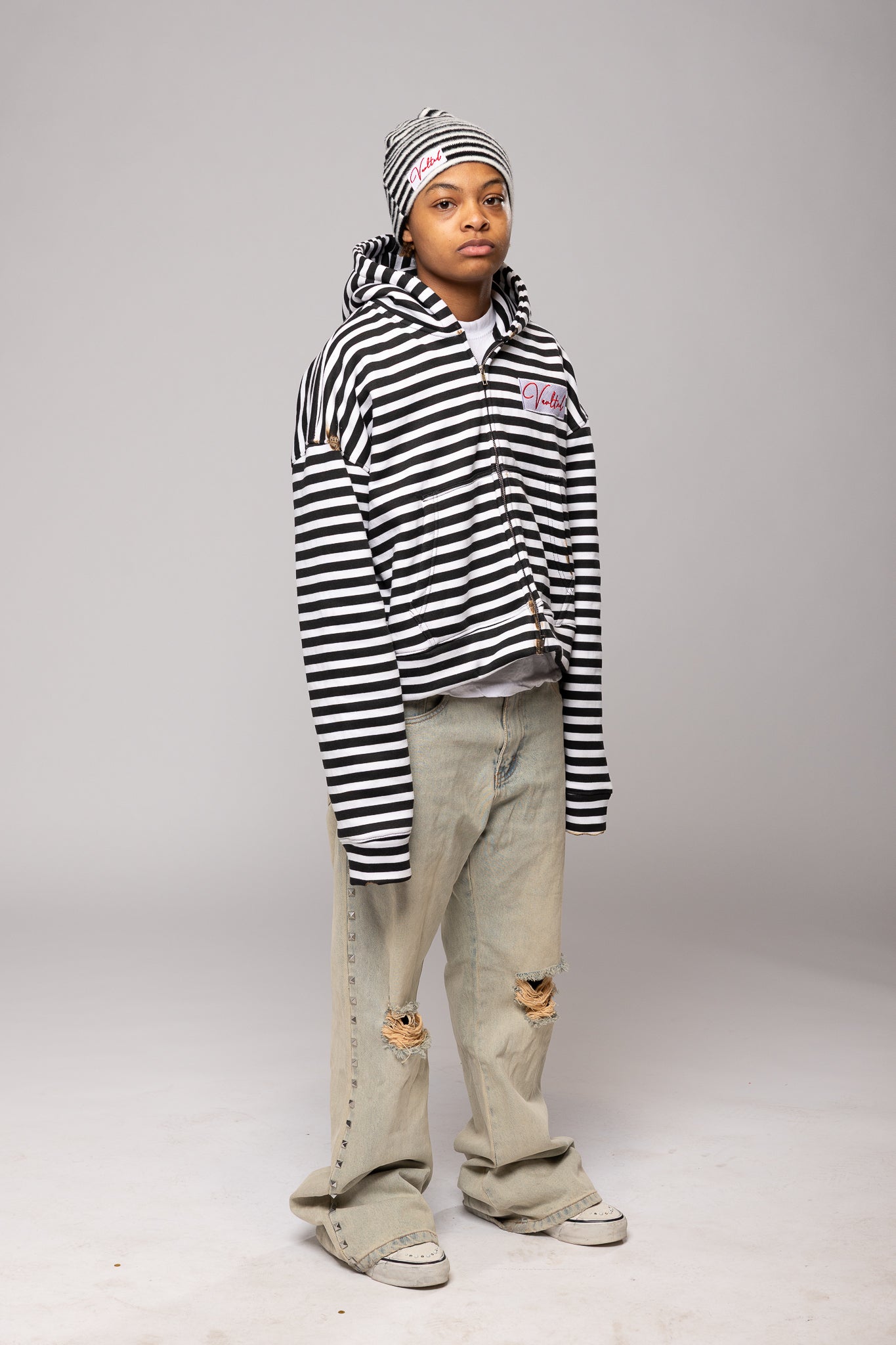 Vaulted " No Recess " Zip