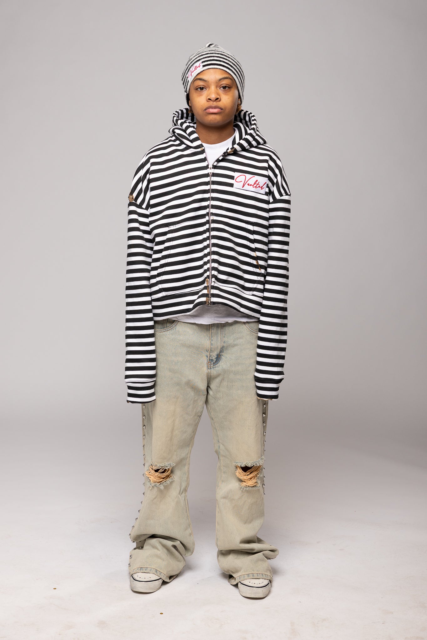 Vaulted " No Recess " Zip